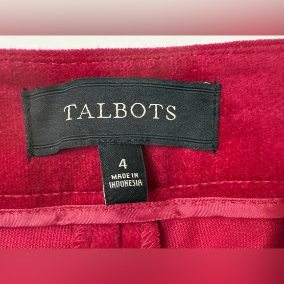 Talbots Women’s  Red Velvet Pleated Front Curvy Pants Side Zip Size 4 Career - Picture 3 of 11